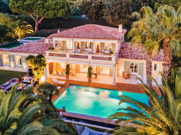 Vaia, Les Parcs de Saint-Tropez
